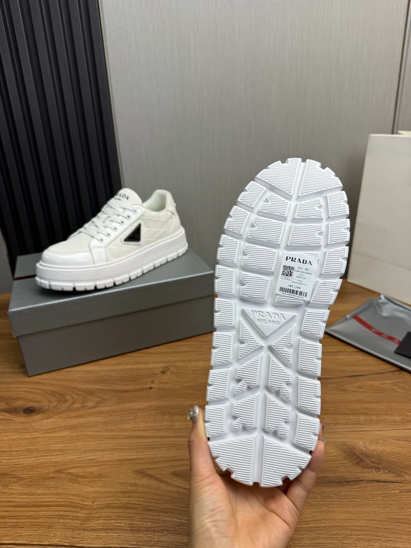 Men's shoes 💰580💰 [PRADA] Autumn and winter hot men's shoes shipped 👏Official website synchronized ⬆️Original fly-woven cowhide fabric + cowhide lining, 1⃣️:1⃣️reproduction, original sole, 38-45 (45. Customized, non-refundable)